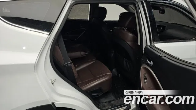 Hyundai Santa Fe 2017 thumb 11