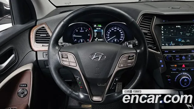 Hyundai Santa Fe 2017 thumb 12