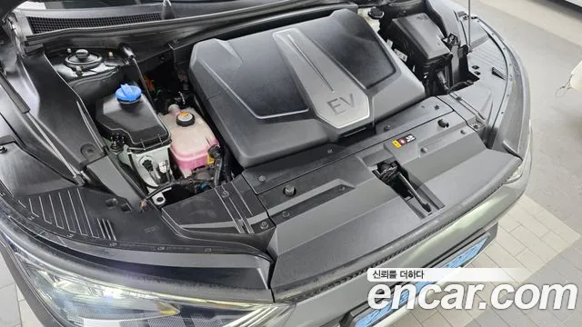 Kia EV6 2023 thumb 6