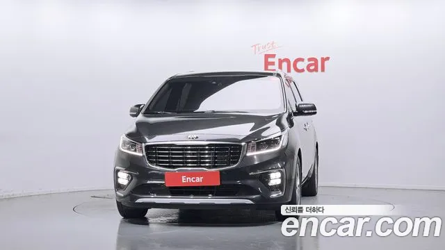 Kia Carnival 2019 thumb 3