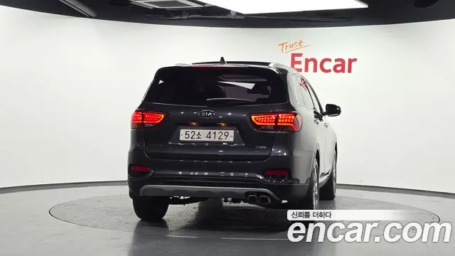 Kia Sorento 2017 thumb 4