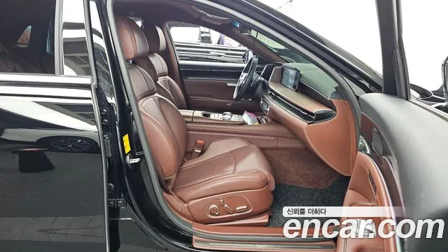 Genesis G90 2022 thumb 11