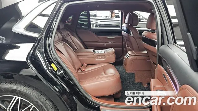 Genesis G90 2022 thumb 12