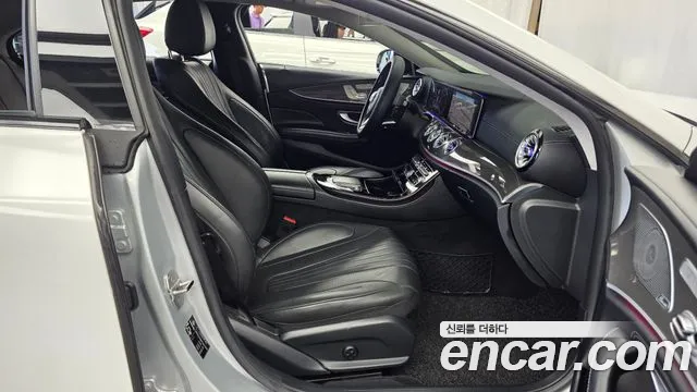 Mercedes-Benz CLS-Class 2018 thumb 11