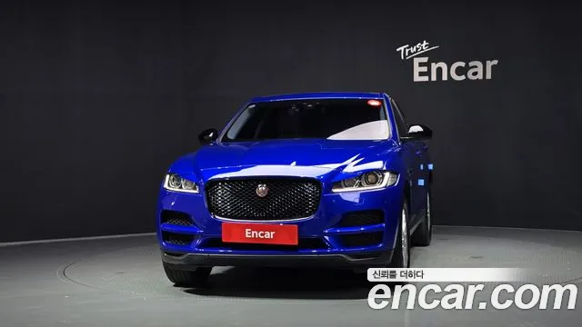 Jaguar F-Pace 2018 thumb 3