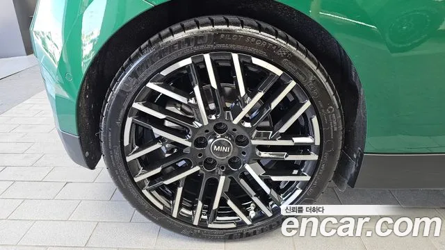 MINI Hatch 2024 thumb 5