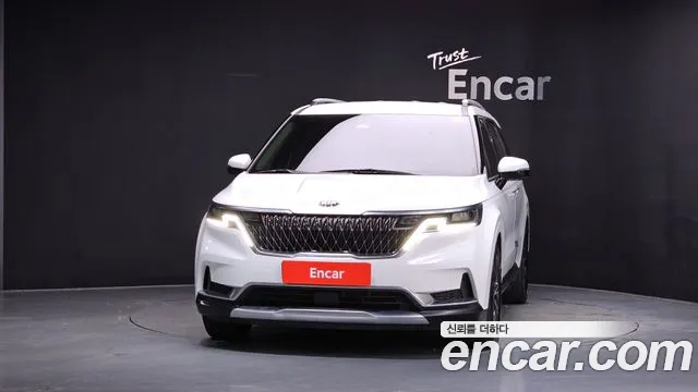 Kia Carnival 2020 thumb 3