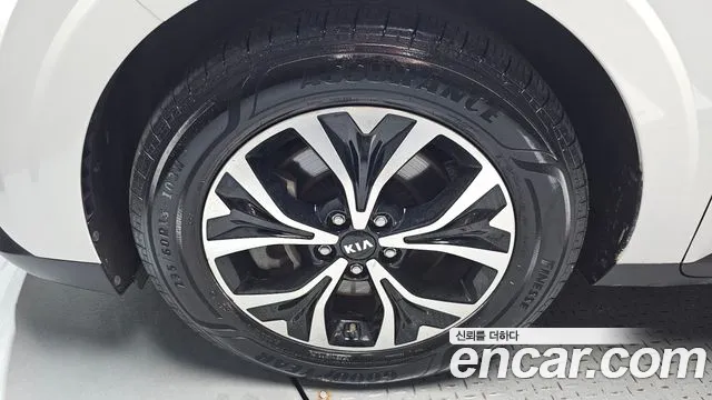 Kia Carnival 2020 thumb 5