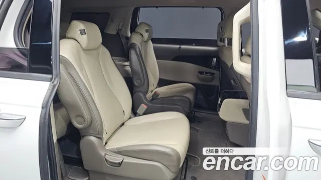 Kia Carnival 2020 thumb 11