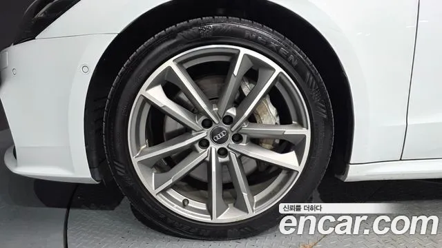 Audi A7 2020 thumb 5