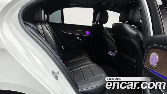 Mercedes-Benz E-Класс 2020 thumb 12