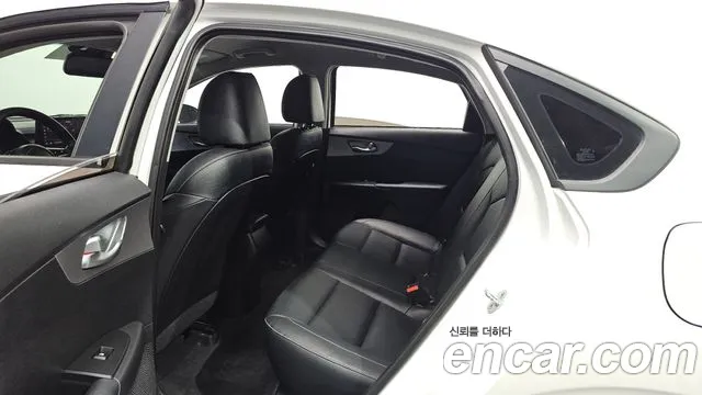 Kia K3 2022 thumb 12