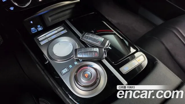 Genesis G80 2022 thumb 9