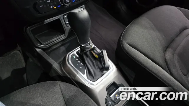 Jeep Renegade 2022 thumb 9