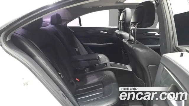 Mercedes-Benz CLS-Class 2015 thumb 11
