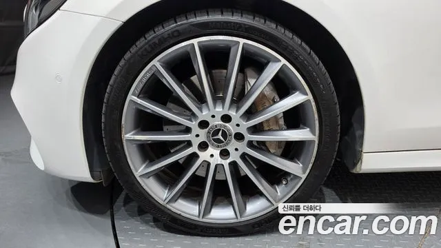 Mercedes-Benz E-Класс 2019 thumb 5