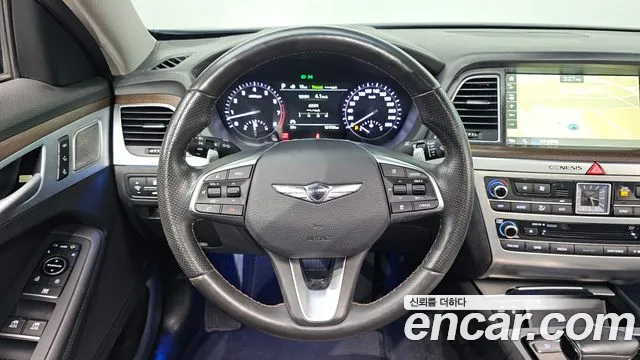 Genesis G80 2017 thumb 12