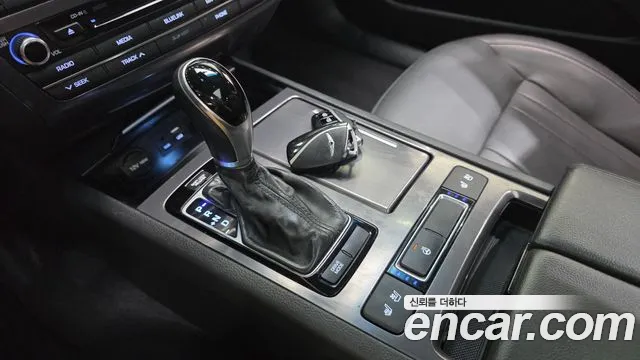 Hyundai Genesis 2015 thumb 9