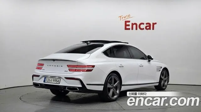 Genesis G80 2024 thumb 2