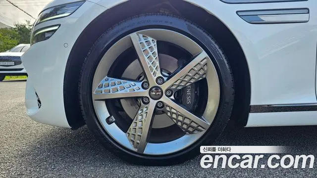 Genesis G80 2024 thumb 5