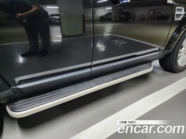 Land Rover Discovery 2012 thumb 5