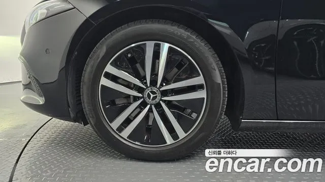 Mercedes-Benz A-Класс 2022 thumb 5