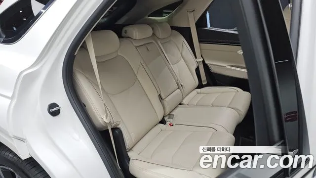 Genesis GV70 2022 thumb 12