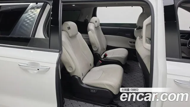 Kia Carnival 2020 thumb 10