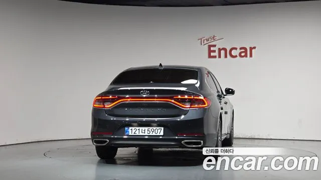 Hyundai Grandeur 2017 thumb 3