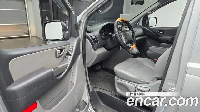 Hyundai Starex 2014 thumb 10