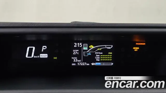 Toyota Prius 2018 thumb 8