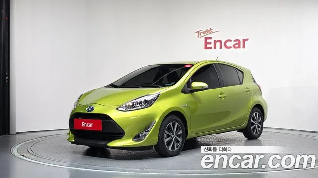 Toyota Prius 2018 thumb 12