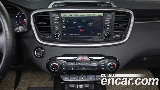 Kia Sorento 2015 thumb 12