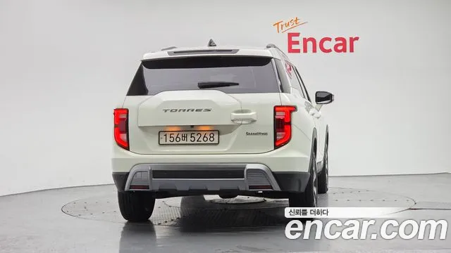 KG_Mobility_Ssangyong Torres 2022 thumb 4