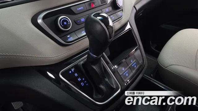 Hyundai Starex 2019 thumb 9