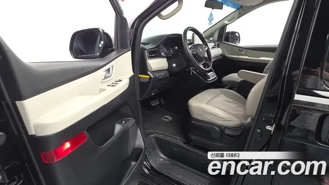 Hyundai Starex 2019 thumb 10