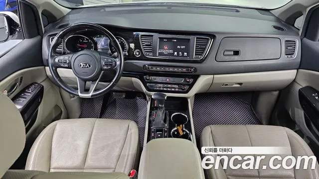 Kia Carnival 2019 thumb 6