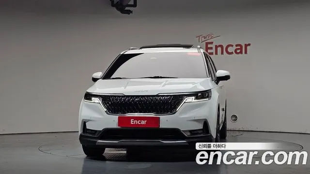 Kia Carnival 2022 thumb 2