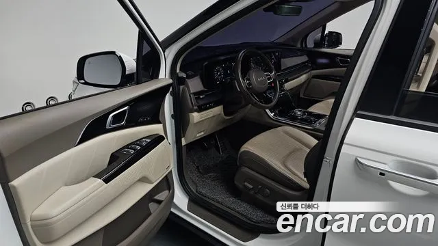 Kia Carnival 2022 thumb 9