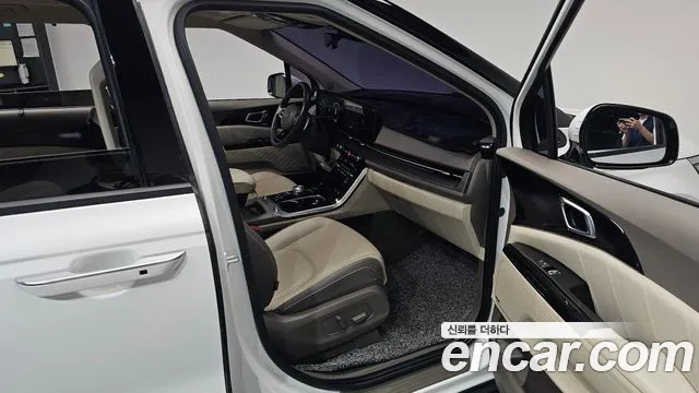 Kia Carnival 2022 thumb 10