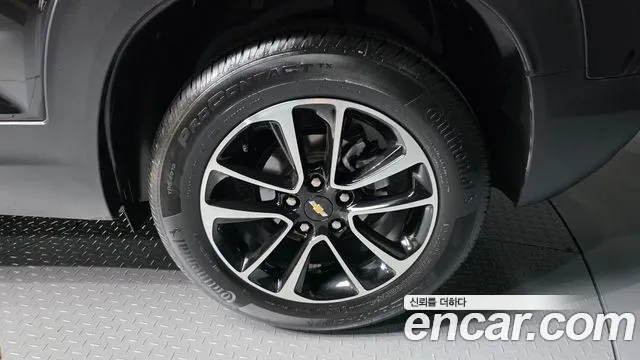 ChevroletGMDaewoo TrailBlazer 2023 thumb 4