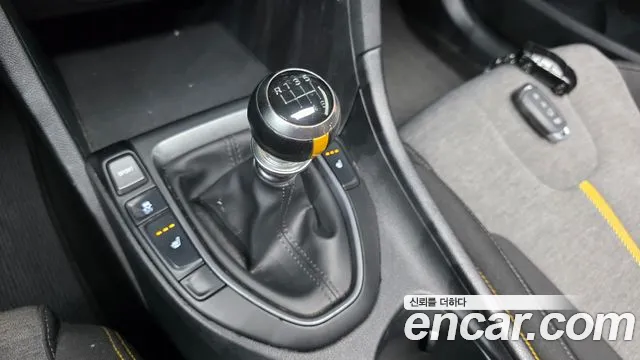 Hyundai Veloster 2018 thumb 9
