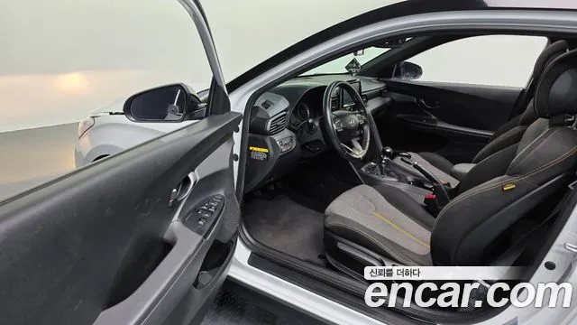 Hyundai Veloster 2018 thumb 10