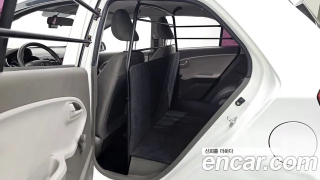 Kia Morning 2015 thumb 11