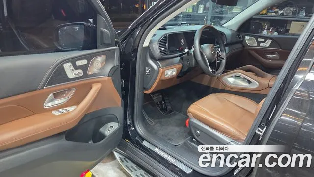 Mercedes-Benz GLE 2025 thumb 2
