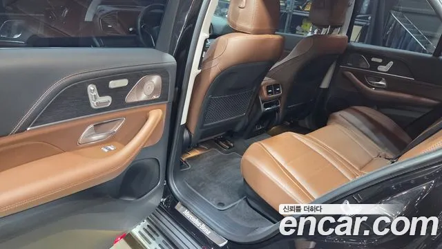 Mercedes-Benz GLE 2025 thumb 4