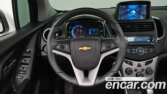 ChevroletGMDaewoo Tracker 2016 thumb 12
