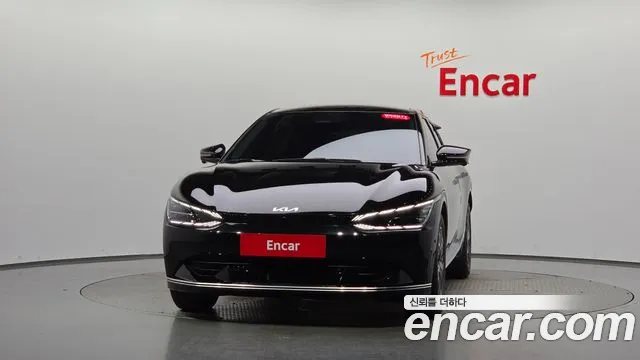 Kia EV6 2023 thumb 2