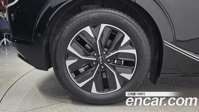 Kia EV6 2023 thumb 4
