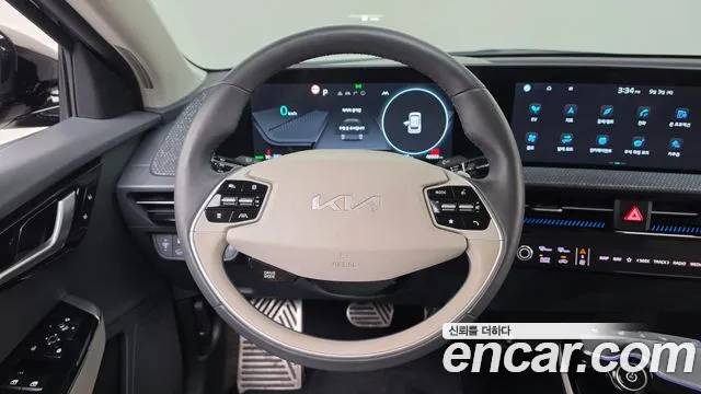 Kia EV6 2023 thumb 12